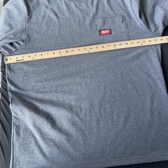 Milwaukee Tools Mens Pocket Tee Extra Large XL Gray Stretch Logo Mechanic Garage - Picture 8 of 9